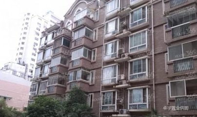 新街口地鐵口大街 金鷹旁 石鼓路電梯大平層4房三開間朝陽